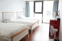 Guest 145 - Hostels