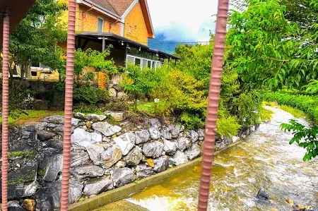 Goesan Sanmak Harmony Pension Отели рядом с достопримечательностью «Shinpoong Hanji Maeul»