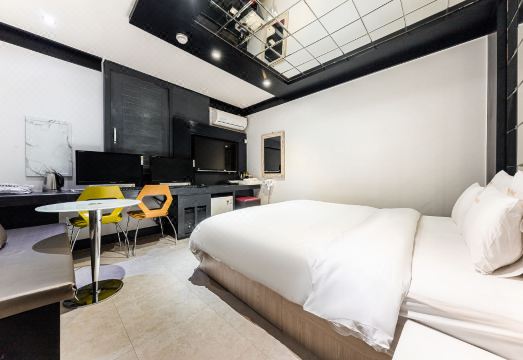 청주 자바호텔 뽀글이 라면 서비스