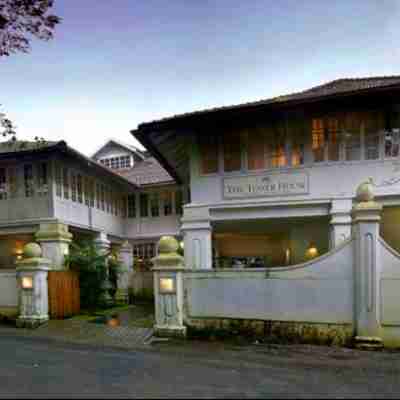 Neemrana's- Tower House Hotel Exterior