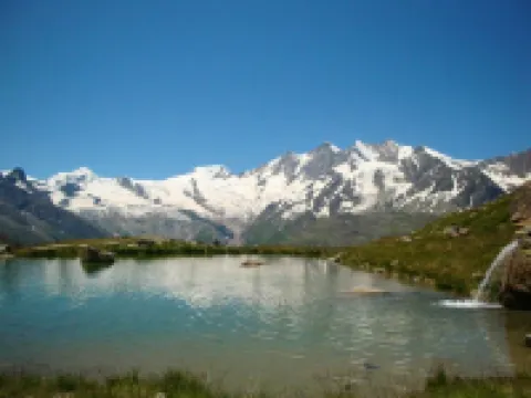Haus Azur Hotels in Visp