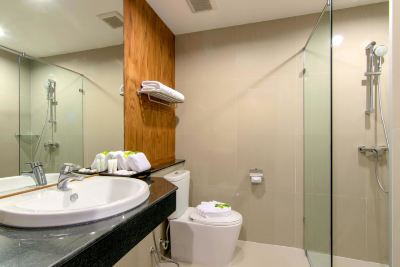 リーフルーム1クイーンサイズベッド ザ リーフ オーシャンサイド リゾートの写真