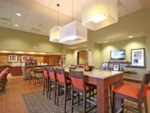 Hampton Inn & Suites Winston-Salem/University Area
