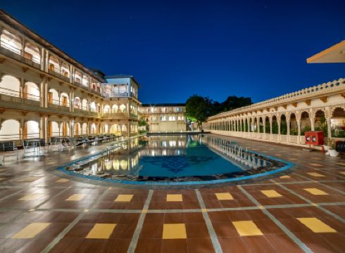 Holiday Resort & Spa A Unit of S Poddar Group