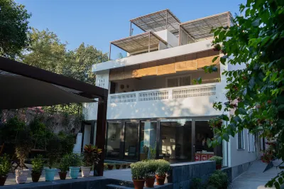 Amrit Bhawan Hotels in Haridwar District