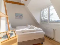 Seapoint Hotels in Tating