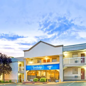 Travelodge by Wyndham Silver Spring
