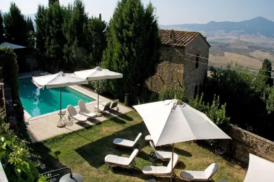 Relais Il Chiostro di Pienza Hotels near Val d'Orcia