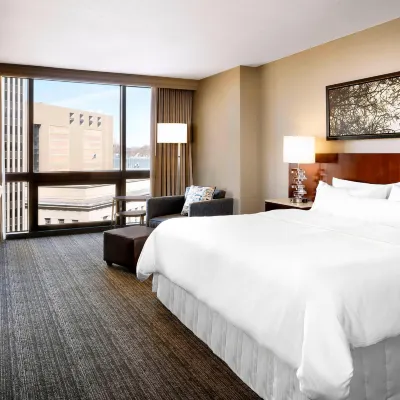 The Westin Cincinnati Hotels near Paul Brown Stadium