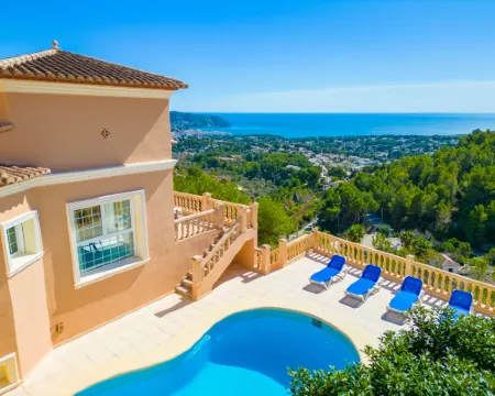 La Perla Hotels in Teulada