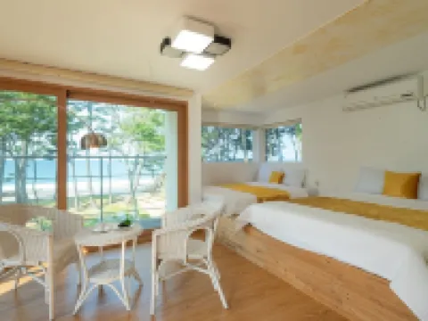 Uljin Sanpoli Pension Hotels in Uljin-gun