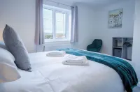 Gower Hideaway - 3 Bed Apartment - Ocean Breeze - 3성급