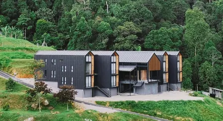 Talula Hill Farmstay Kluang Отели рядом с достопримечательностью «Taman Intan Kluang»