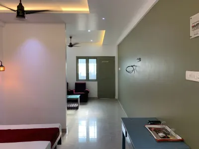 Faaz Residency Hotels in Chemancheri