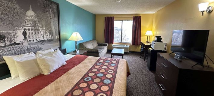 Super 8 by Wyndham Appleton Hotels in Outagamie County