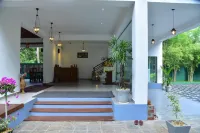 Eden Grand Hotels in Dambulla