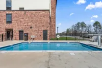 Cobblestone Hotel & Suites - Cullman - Pools