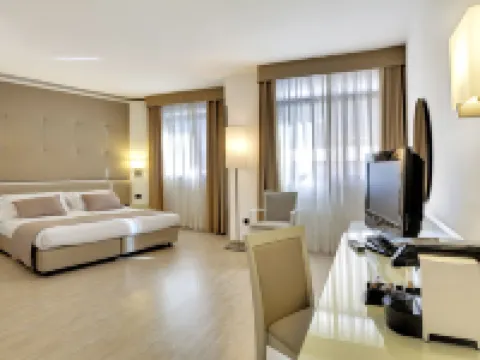 メディタラネオ パレス ホテル ラグーザのホテル