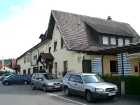 Landgasthaus Zollerstuben Hotels in Roggenbeuren