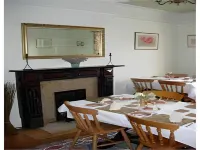 The Red House - petit déjeuner