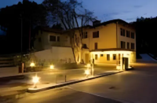 بد آند بريكفاست هوتل مالبينسا لاجو مادجوري فنادق في 