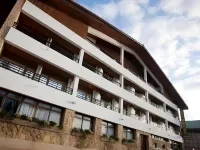 Hotel Jatorrena Hotels in Brinas