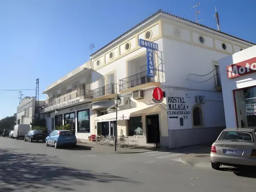 Hostal Málaga - parcheggio