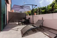 Le Rondinelle Rooms Hotels near The Port of Corricella