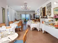 Romantic Hotel & Restaurant Villa Cheta Elite