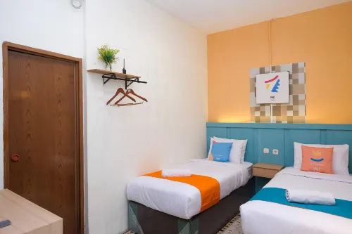 Sans Hotel City Inn Solo by RedDoorz Hotels in Pasar Kliwon