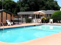 Town House Motel