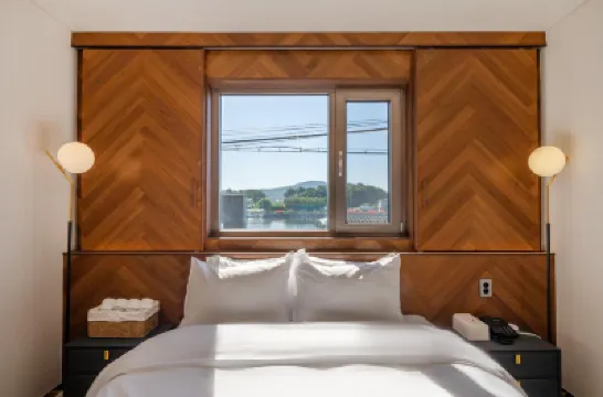 Incheon (Ganghwado) Hotel the Black Отели в г. Канхвадо