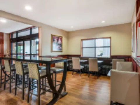 ベストウェスタン プラス サークル イン エンタープライズのホテル