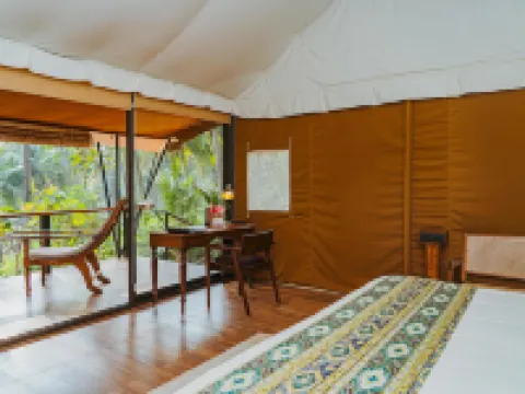 Cabo Serai Hotels in Cola