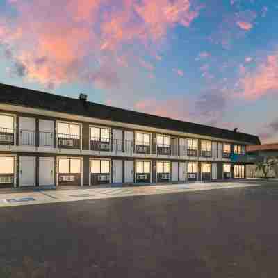 クラリオン ポイント リッジクレスト ニア チャイナ レイク ネイバル ステーション Hotel Exterior