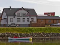 Hotel Framtid Hotels near Æðarsteinsviti