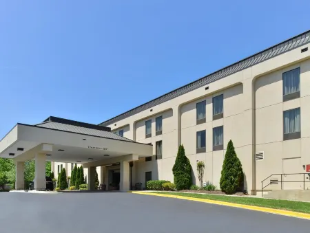 Comfort Inn Laurel - Fort Meade Отели в г. Лорел