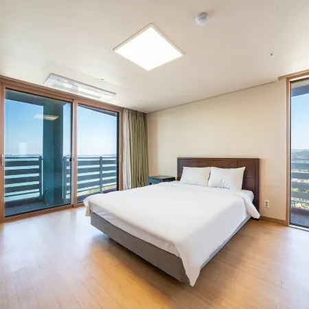 Beache Palace