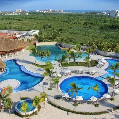 Palacio Mundo Imperial Hotels near Boulevard Barra Vieja