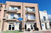 Belvedere Rent Rooms Các khách sạn ở Campofelice di Roccella