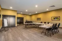 Comfort Suites Brunswick - Cleveland Southwest