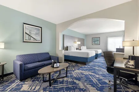 Best Western Plus Savannah Airport Inn Suites