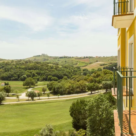 Dolce by Wyndham CampoReal Lisboa