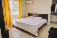Amazing 1-Bedroom Apartment 3 km from Eagle Beach