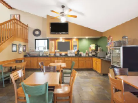 AmericInn by Wyndham Ankeny/Des Moines Hotels in Ankeny