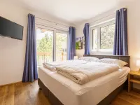 Für Bis zu 8 Personen + Hot Tub - parking