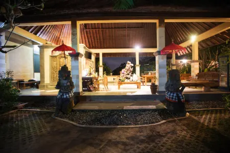 Asri Sari Resort Ubud
