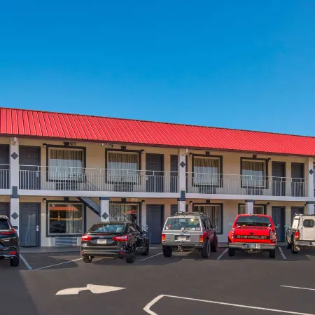 Econo Lodge Calhoun North Damascus