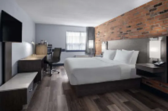 Travelodge by Wyndham Barrie