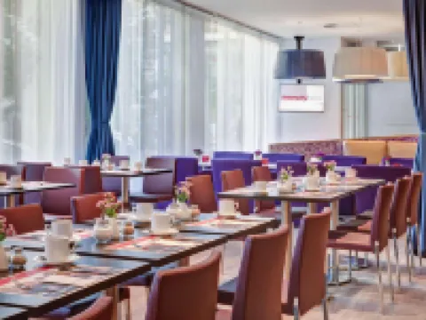 อินเตอร์ซิตี้โฮเทล เซลเลอ โรงแรมในเซลเลอ